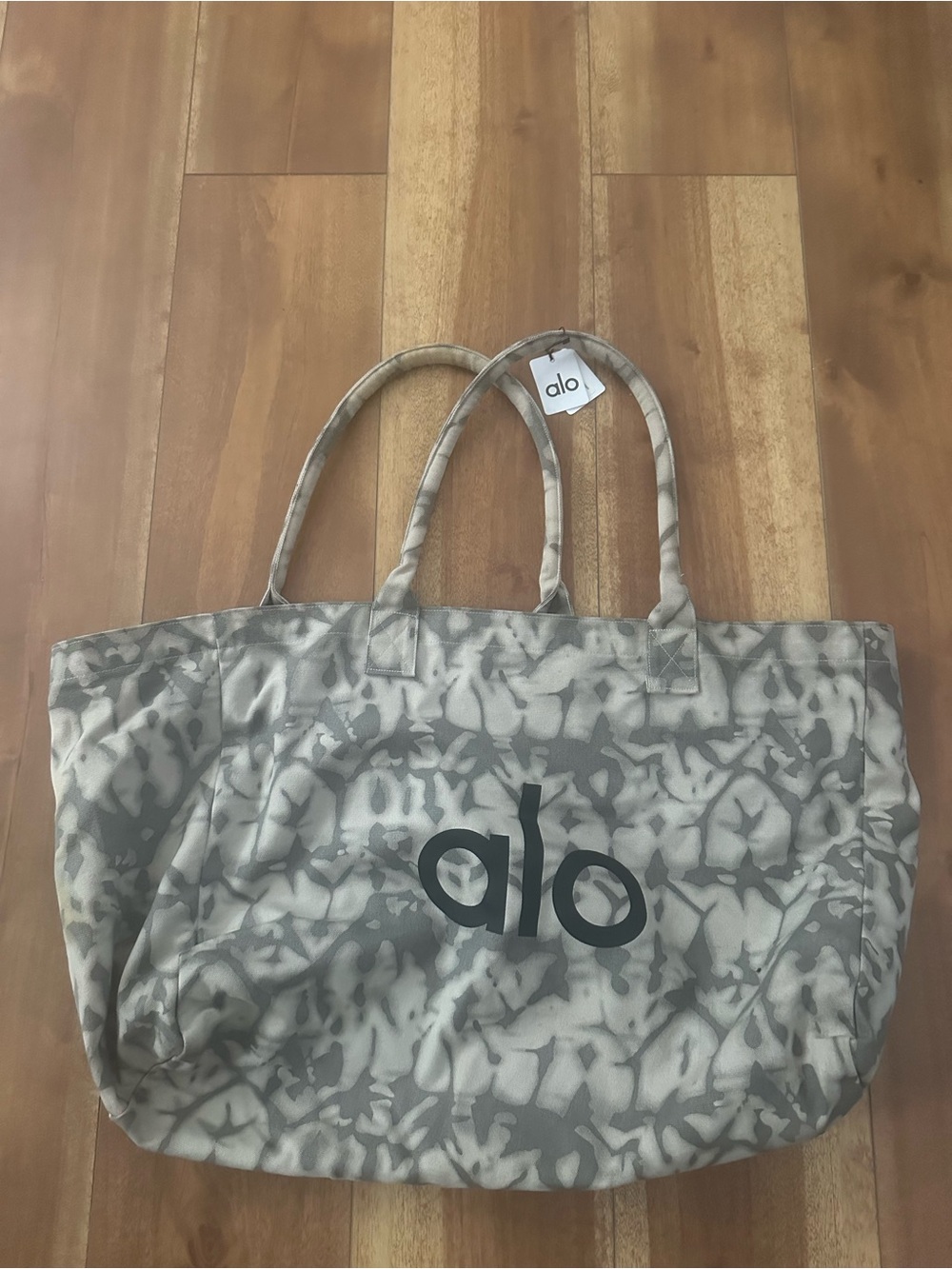 ALO Yoga Gray Marbled Canvas Tote with Logo NWT